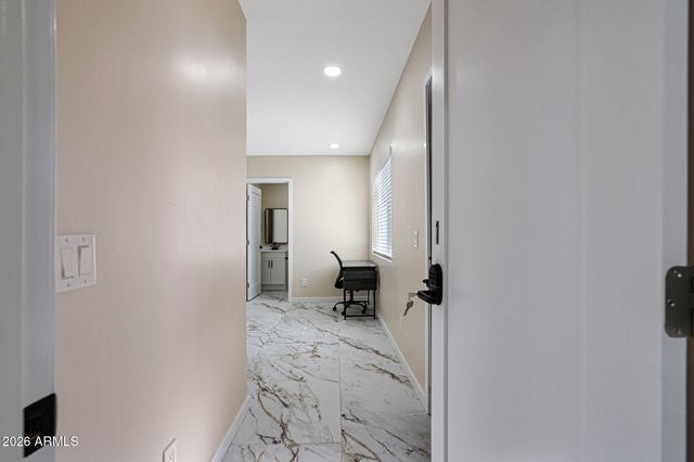 725 E ENCANTO Drive, Tempe, AZ 85281