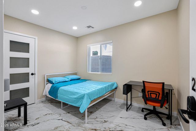 725 E ENCANTO Drive, Tempe, AZ 85281