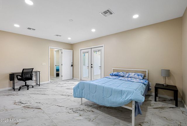 725 E ENCANTO Drive, Tempe, AZ 85281