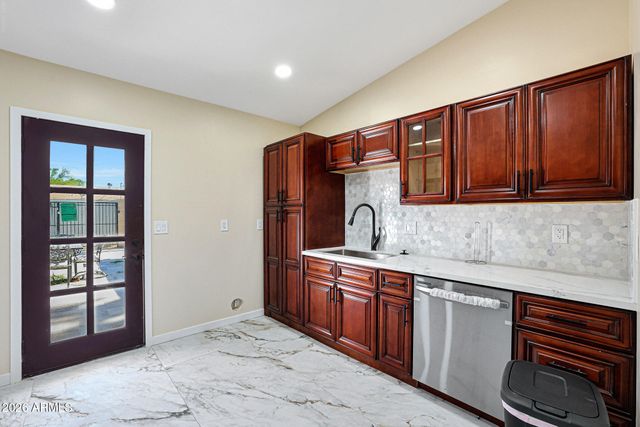 725 E ENCANTO Drive, Tempe, AZ 85281