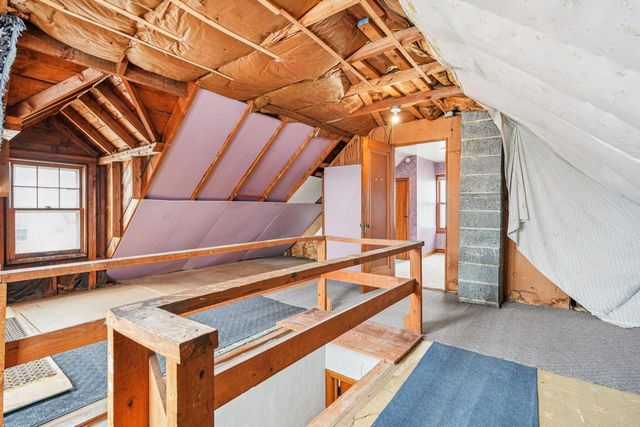 3622 S 16th STREET, Milwaukee, WI 53221