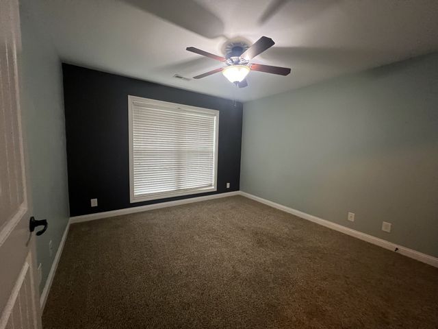 1701 Winterhaven Ct, Clarksville, TN 37042