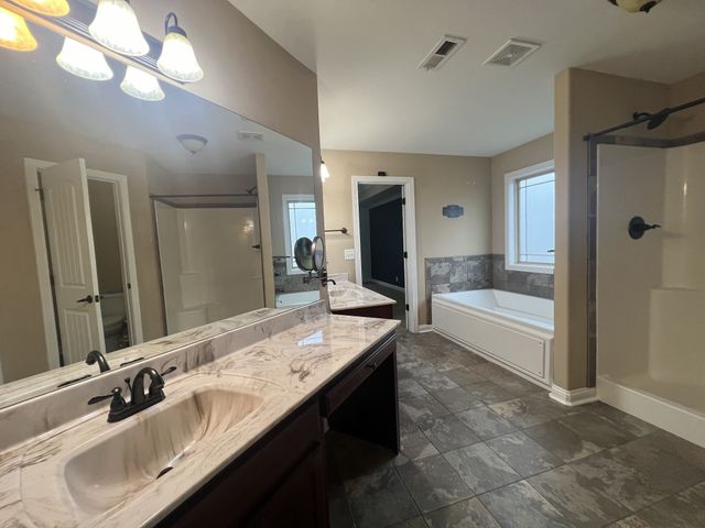 1701 Winterhaven Ct, Clarksville, TN 37042