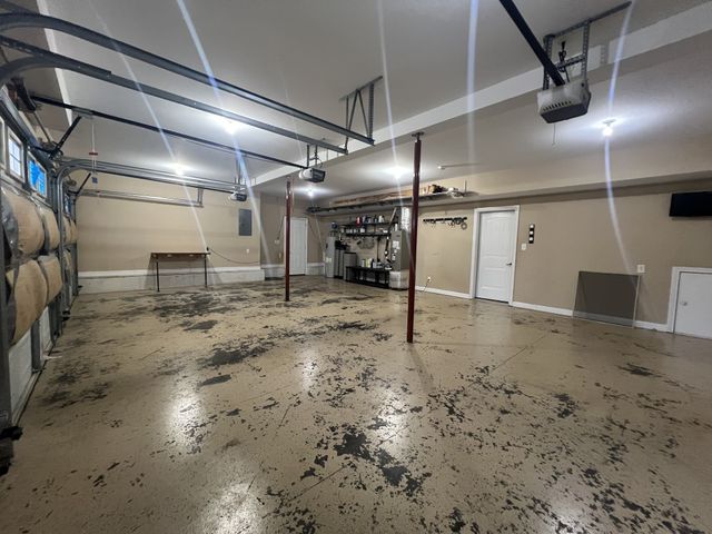 1701 Winterhaven Ct, Clarksville, TN 37042