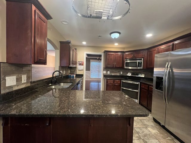 1701 Winterhaven Ct, Clarksville, TN 37042