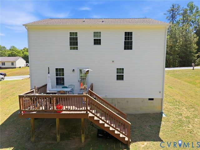 329 Beechwood Park Ln, Highland Springs, VA 23075