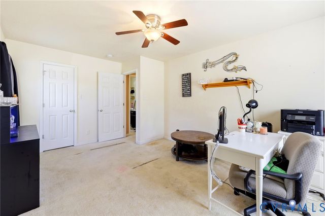 329 Beechwood Park Ln, Highland Springs, VA 23075