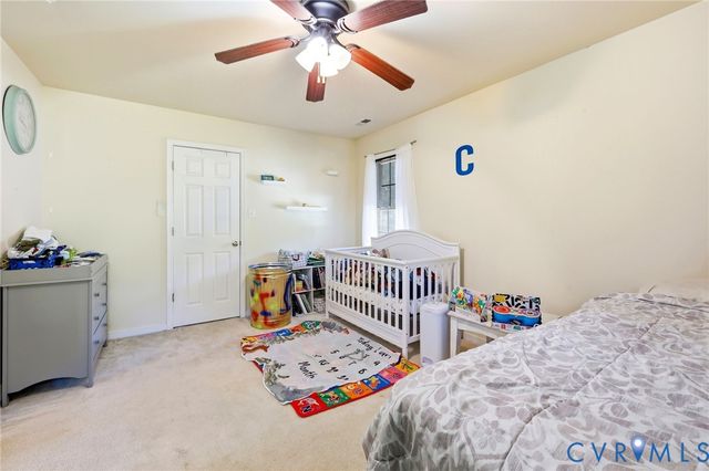 329 Beechwood Park Ln, Highland Springs, VA 23075