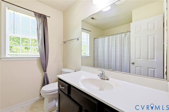 329 Beechwood Park Ln, Highland Springs, VA 23075