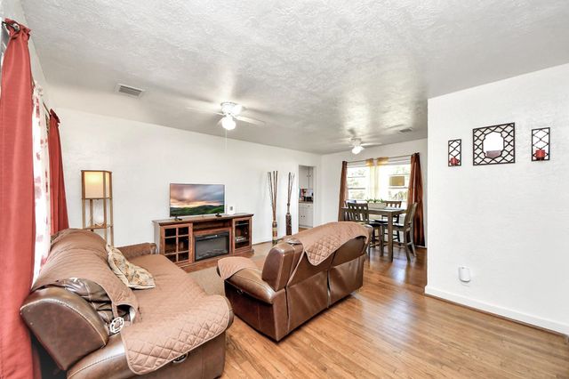 11029 Muscatine Street, Houston, TX 77029