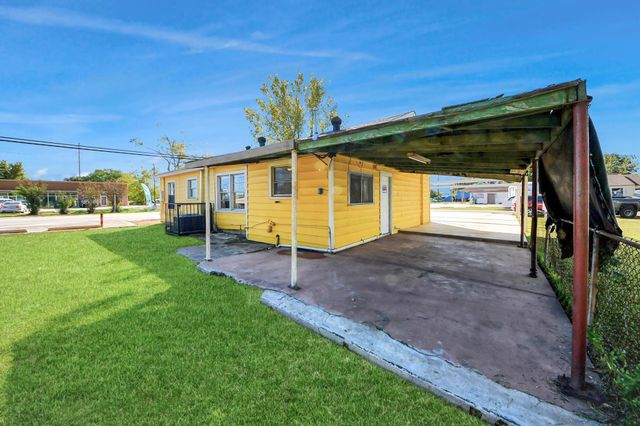 11029 Muscatine Street, Houston, TX 77029