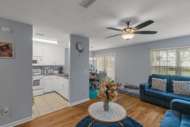 108 Coral Ln, Dothan, AL 36305