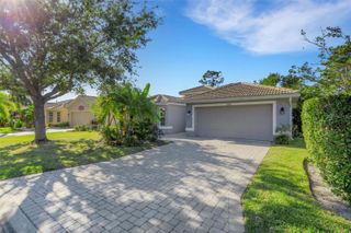 6874 74TH STREET CIRCLE E, Bradenton, FL 34203