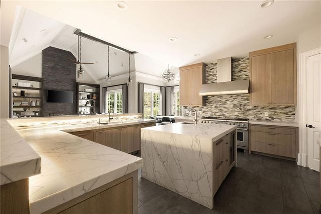 11015 Stroup Road, Roswell, GA 30075