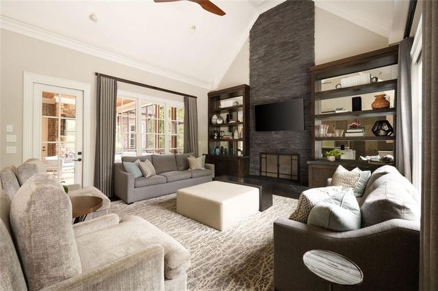 11015 Stroup Road, Roswell, GA 30075