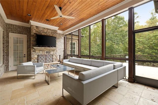 11015 Stroup Road, Roswell, GA 30075