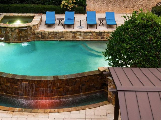 11015 Stroup Road, Roswell, GA 30075