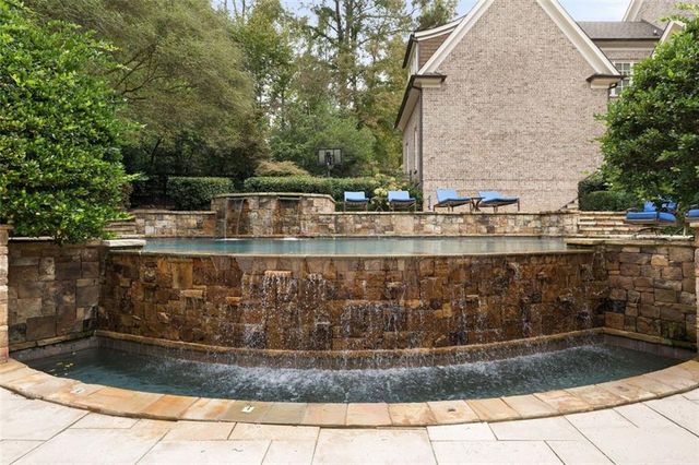 11015 Stroup Road, Roswell, GA 30075