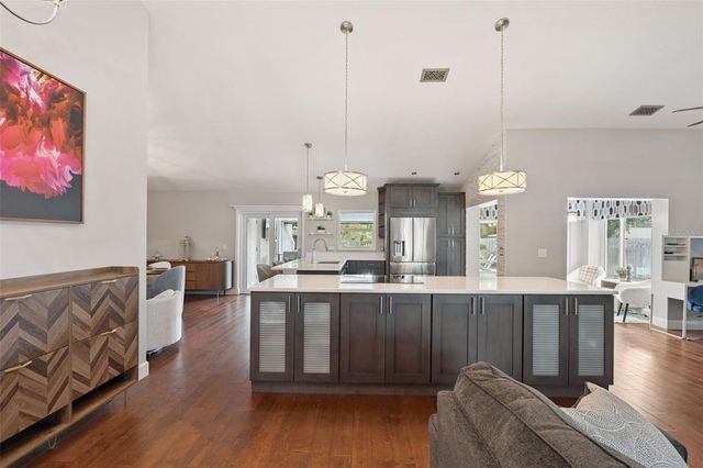 4825 PALM TREE COURT, Windermere, FL 34786