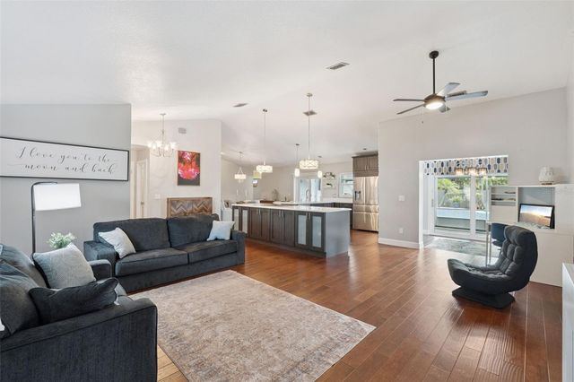 4825 PALM TREE COURT, Windermere, FL 34786