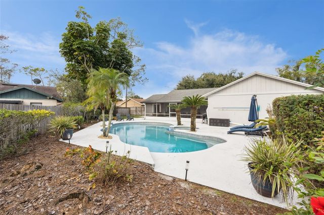 4825 PALM TREE COURT, Windermere, FL 34786