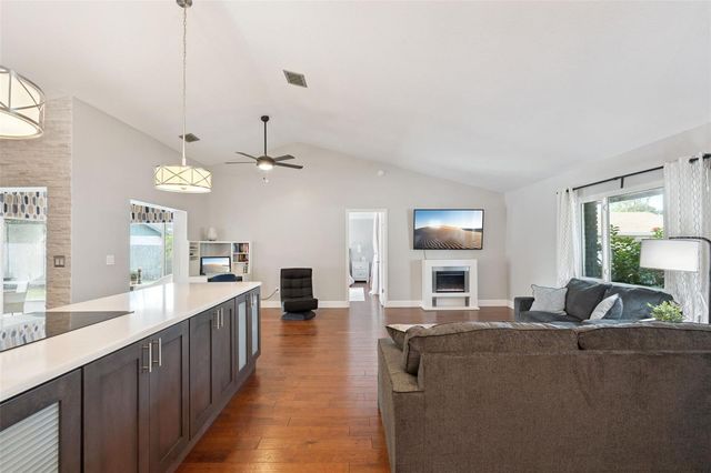 4825 PALM TREE COURT, Windermere, FL 34786