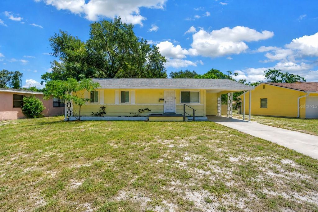 930 ALCAZAR WAY S, St Petersburg, FL 33705