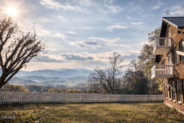 449 Chuckey Overlook, Chuckey, TN 37641