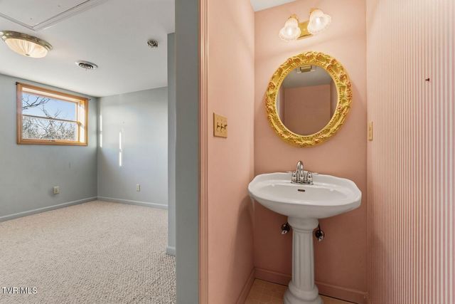 449 Chuckey Overlook, Chuckey, TN 37641