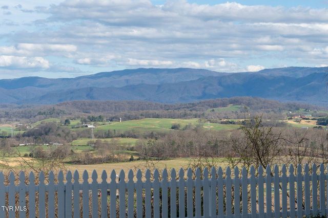 449 Chuckey Overlook, Chuckey, TN 37641