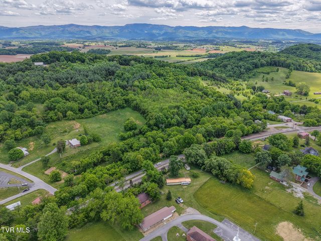 449 Chuckey Overlook, Chuckey, TN 37641