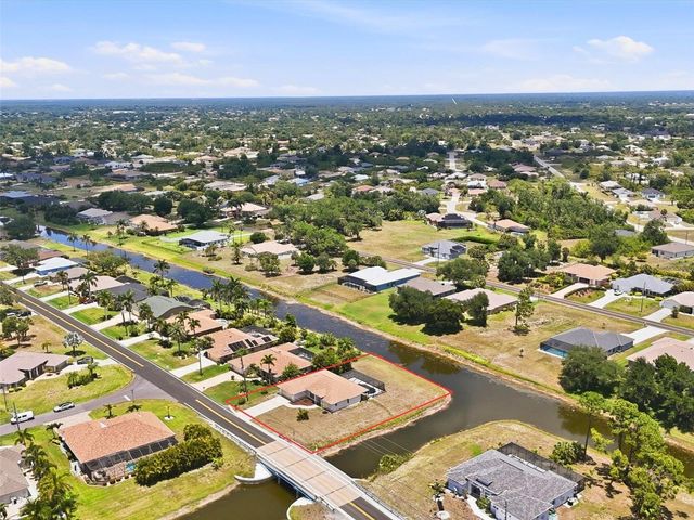 713 ROTONDA CIRCLE, Rotonda West, FL 33947