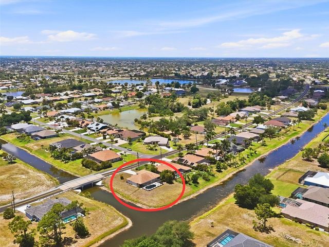 713 ROTONDA CIRCLE, Rotonda West, FL 33947