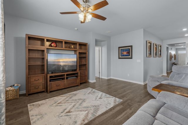 617 Black Pearl Way, Myrtle Beach, SC 29588