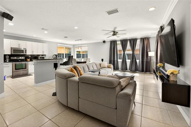 2248 SW 125th Ave, Miramar, FL 33027