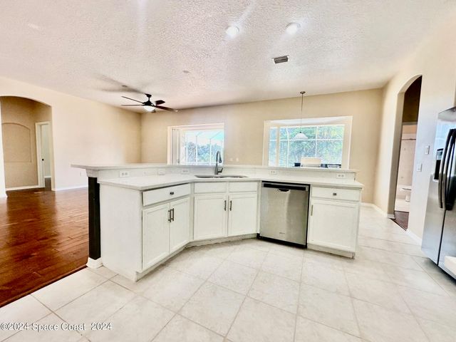 2558 Long Sandy Circle, Merritt Island, FL 32952