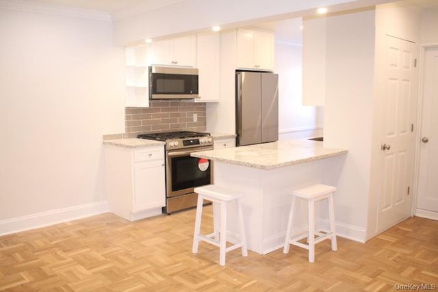 50 White Oak Street 1C, New Rochelle, NY 10801