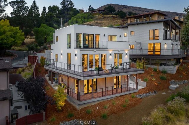 2326 Santa Ynez Avenue, San Luis Obispo, CA 93405