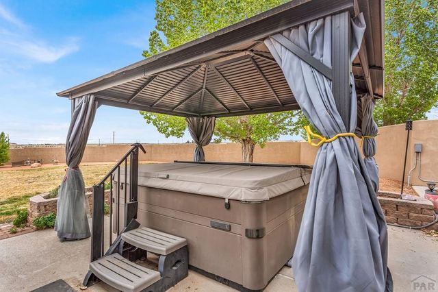 1737 N Silver Oak Lane, Pueblo West, CO 81007
