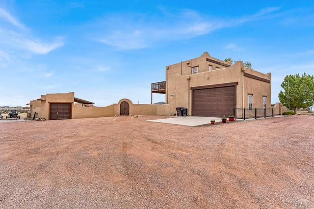 1737 N Silver Oak Lane, Pueblo West, CO 81007
