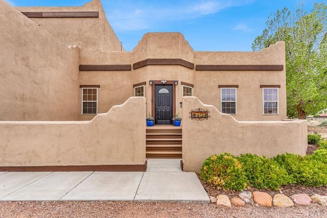 1737 N Silver Oak Lane, Pueblo West, CO 81007