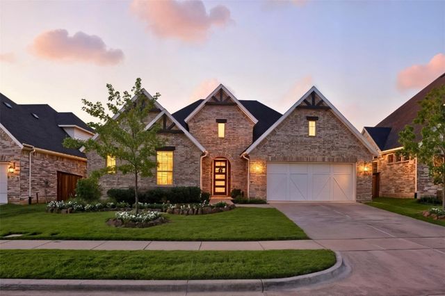 716 Colt Drive, Aubrey, TX 76227