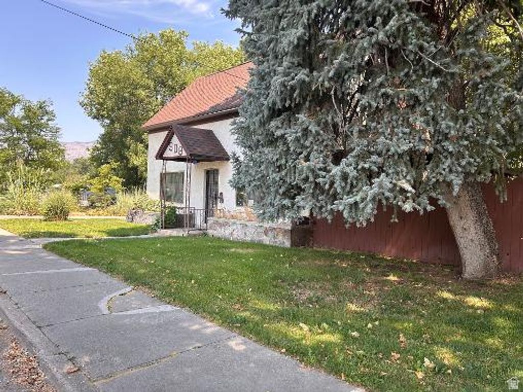 908 S LIBERTY, Ogden, UT 84404 — photo 2