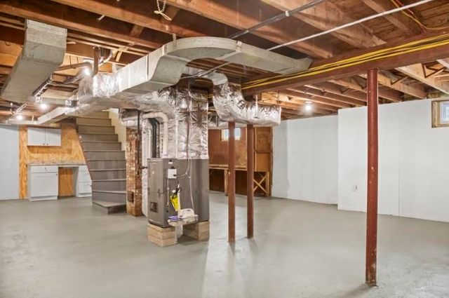 7 Hall Court, Portsmouth, NH 03801