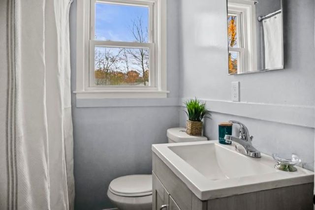 7 Hall Court, Portsmouth, NH 03801