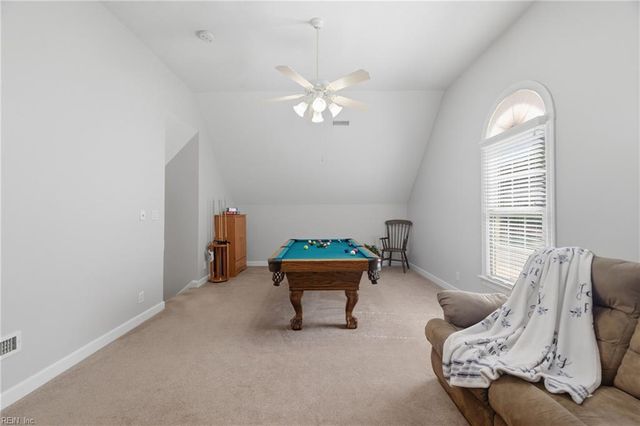 301 Blevins RN, Yorktown, VA 23693