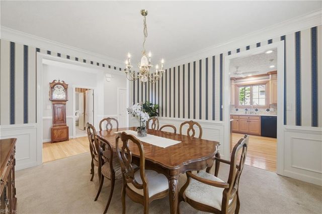 301 Blevins RN, Yorktown, VA 23693