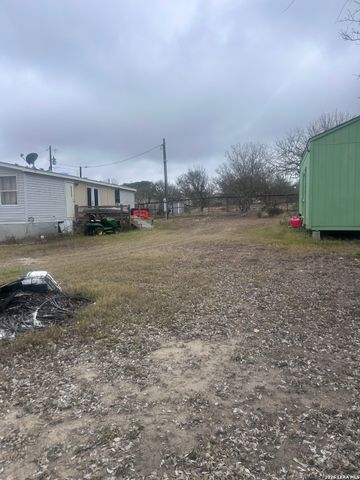 298 County Road 5633, Castroville, TX 78009