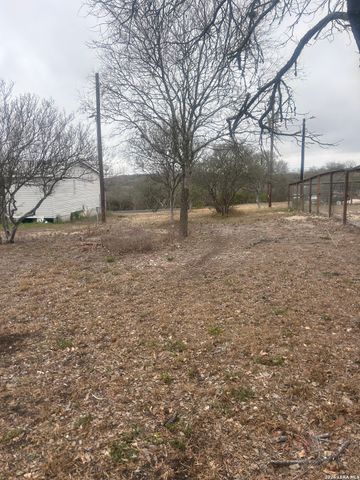 298 County Road 5633, Castroville, TX 78009