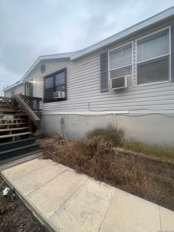 298 County Road 5633, Castroville, TX 78009